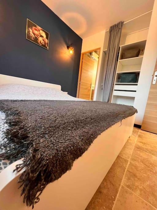 Loft Pied De Coline Au Calme Lejlighed Ginasservis Eksteriør billede